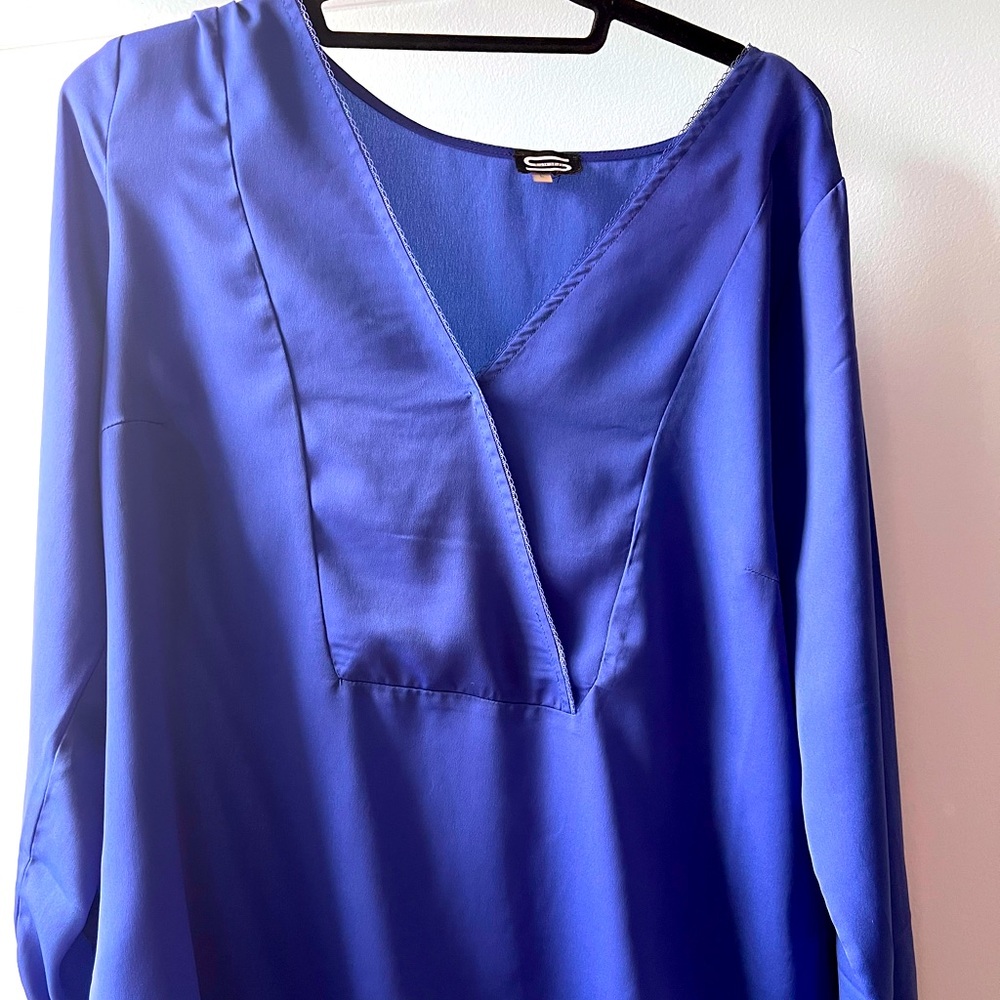 Royal Blue Top size L